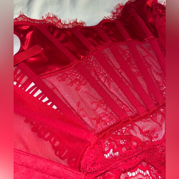 Body rouge NEUF avec étiquette de taille XS - Picture 4 of 7